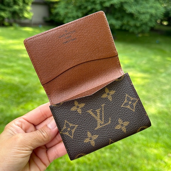 🔥SOLD🔥AUTHENTIC LOUIS VUITTON ENVELOPE CARD CASE   WALLET        CODE # CA0054 - Picture 3 of 16